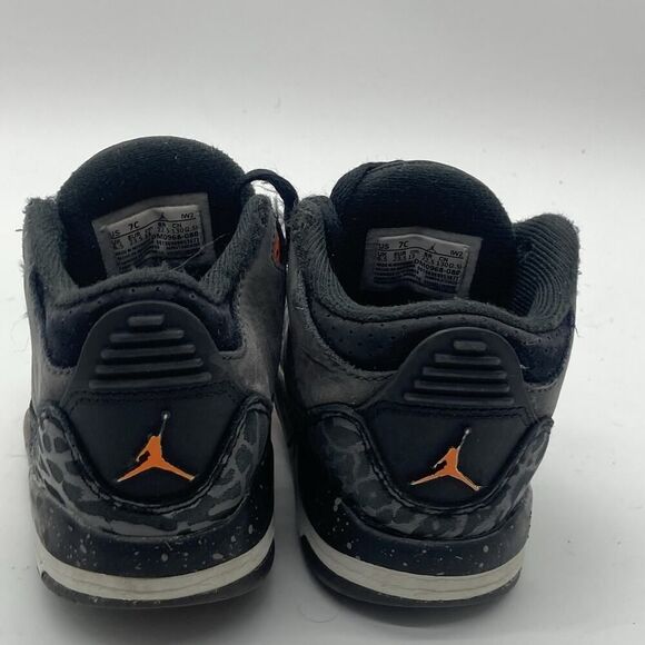 Kids Size 7 C Nike Air Jordan 3 Retro DM0968-080 Gray Lace-Up Sneaker Shoes - Picture 6 of 8